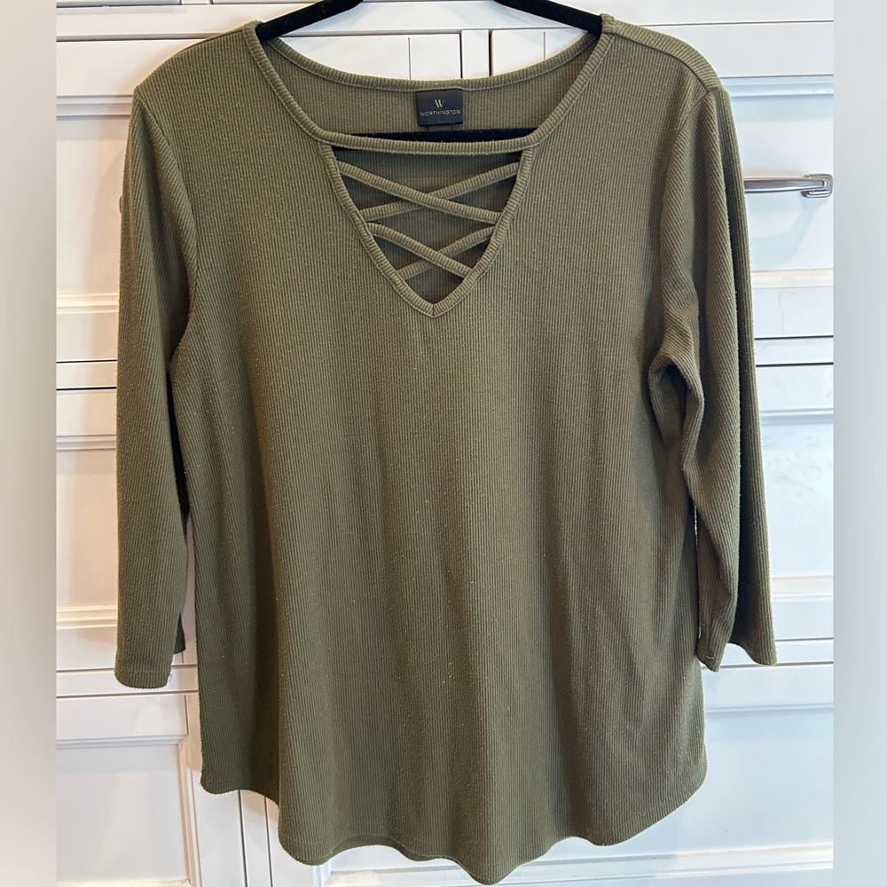 Women’s green tunic top size medium